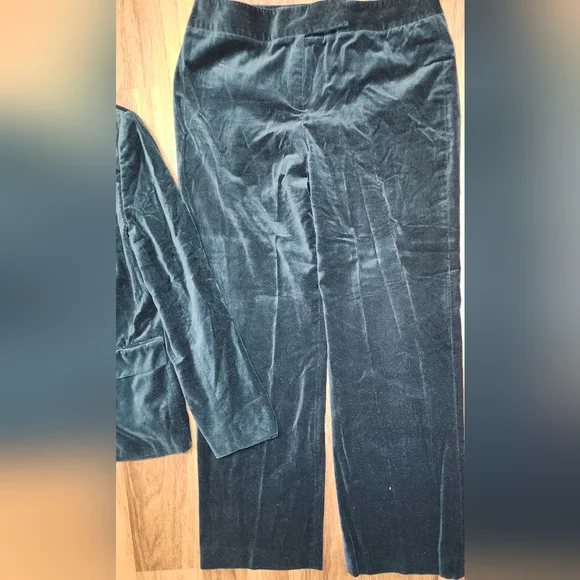 THIS IS A GEM! Womens Sz 14 Judith Hart Forest Green Velvet Style Suit - Picture 10 of 14